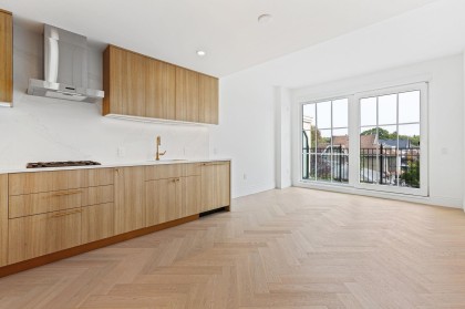 Photo 6 at 303 - 2096 W 47th Avenue, Kerrisdale, Vancouver West