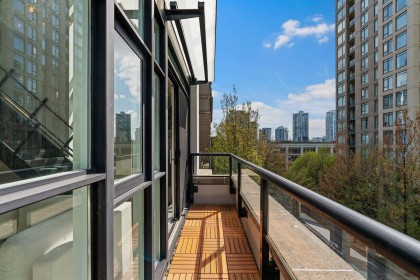 Photo 24 at 403 - 988 Richards Street, Vancouver West