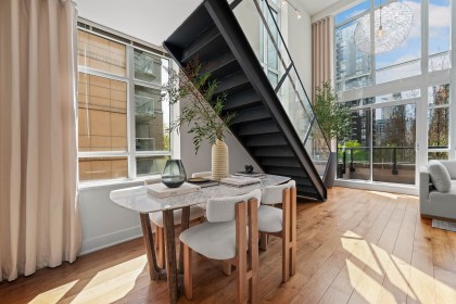 Photo 10 at 403 - 988 Richards Street, Vancouver West