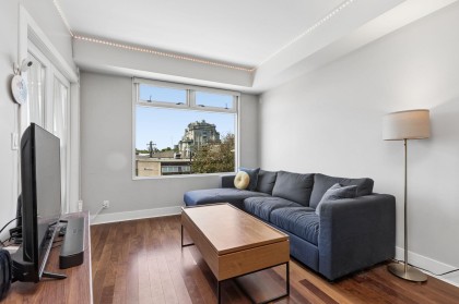 Photo 6 at 303 - 1477 W 15th Avenue, Fairview VW, Vancouver West