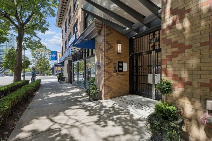 Photo 37 at 303 - 1477 W 15th Avenue, Fairview VW, Vancouver West