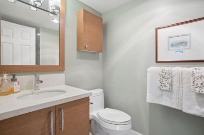 Photo 23 at 402 - 5425 Yew Street, Kerrisdale, Vancouver West