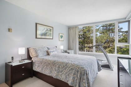 Photo 18 at 402 - 5425 Yew Street, Kerrisdale, Vancouver West
