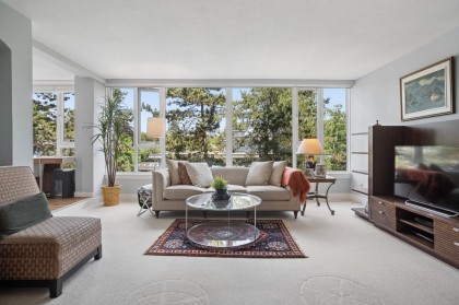 Photo 4 at 402 - 5425 Yew Street, Kerrisdale, Vancouver West