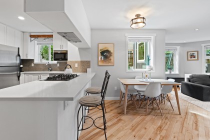Photo 7 at 218 W 15th Avenue, Mount Pleasant VW, Vancouver West