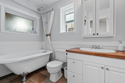 Photo 15 at 218 W 15th Avenue, Mount Pleasant VW, Vancouver West