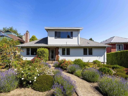 Photo 5 at 4355 W 3rd Avenue, Point Grey, Vancouver West