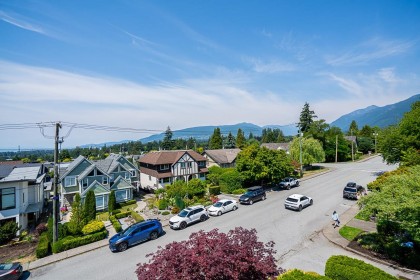 Photo 6 at 1416 Mahon Avenue, Central Lonsdale, North Vancouver