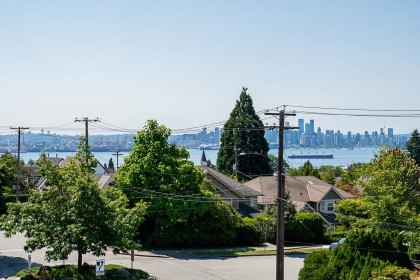 Photo 7 at 1416 Mahon Avenue, Central Lonsdale, North Vancouver