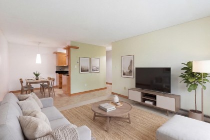 Photo 3 at 203 - 3680 W 7th Avenue, Kitsilano, Vancouver West