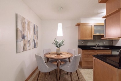 Photo 5 at 203 - 3680 W 7th Avenue, Kitsilano, Vancouver West