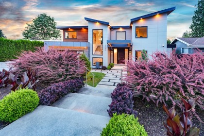 Photo 2 at 4399 Highland Boulevard, North Vancouver