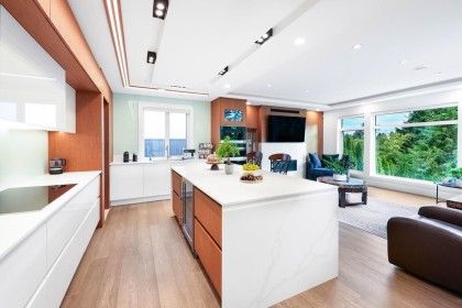 Photo 11 at 4399 Highland Boulevard, North Vancouver