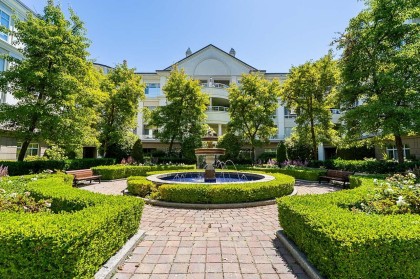 Photo 2 at 405 - 5735 Hampton Place, University VW, Vancouver West