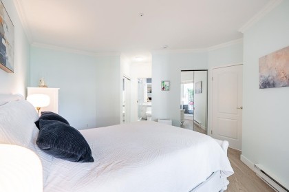 Photo 13 at 405 - 5735 Hampton Place, University VW, Vancouver West