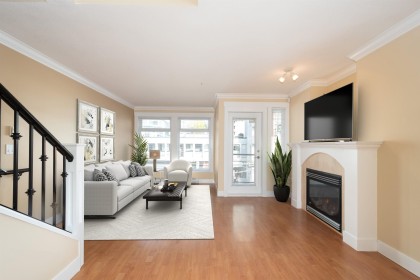 Photo 10 at 304 - 152 E 12th Street, North Vancouver