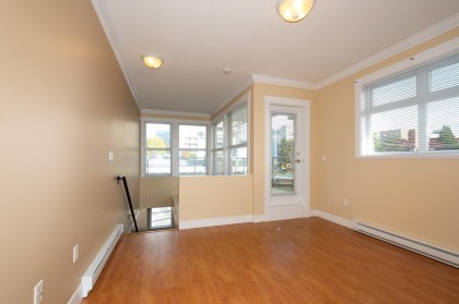 Photo 25 at 304 - 152 E 12th Street, North Vancouver