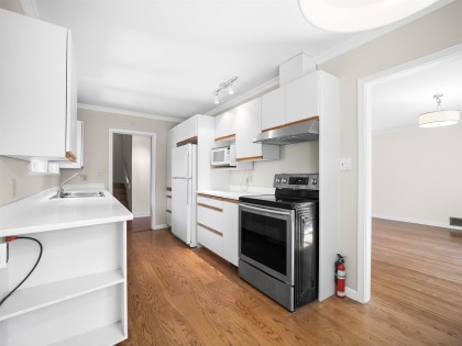 Photo 14 at 1116 W 20th Street, North Vancouver