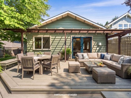 Photo 4 at 1116 W 20th Street, North Vancouver