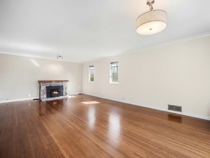 Photo 8 at 1116 W 20th Street, North Vancouver