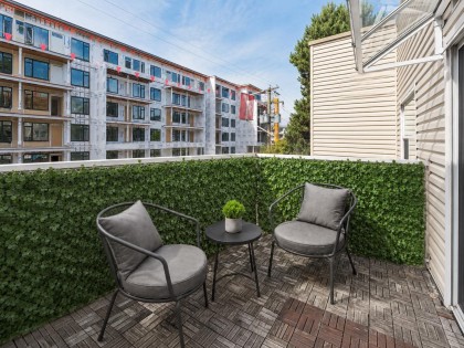 Photo 10 at 304 - 827 W 16th Street, Mosquito Creek, North Vancouver