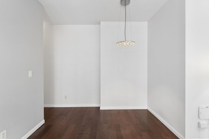 Photo 4 at 304 - 827 W 16th Street, Mosquito Creek, North Vancouver