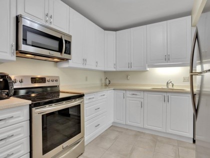 Photo 25 at 206 - 2140 Briar Avenue, Vancouver West