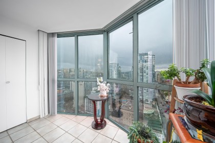 Photo 8 at 2303 - 1188 Howe Street, Downtown VW, Vancouver West