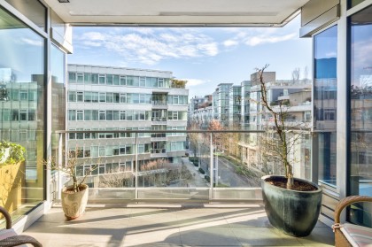 Photo 21 at 504 - 181 Athletes Way, False Creek, Vancouver West
