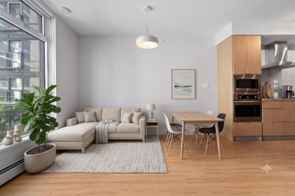 Photo 3 at 523 - 159 W 2nd Avenue, False Creek, Vancouver West