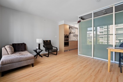 Photo 5 at 523 - 159 W 2nd Avenue, False Creek, Vancouver West
