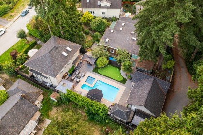 Photo 2 at 1018 W 19th Street, Pemberton Heights, North Vancouver