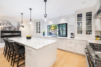Photo 12 at 1018 W 19th Street, Pemberton Heights, North Vancouver