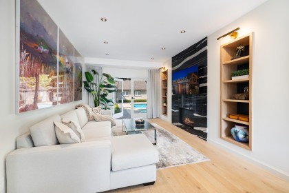 Photo 7 at 1018 W 19th Street, Pemberton Heights, North Vancouver