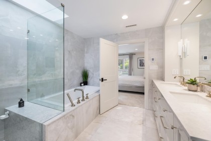 Photo 19 at 1018 W 19th Street, Pemberton Heights, North Vancouver