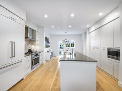 Photo 9 at 14 - 1133 Ridgewood Drive, Edgemont, North Vancouver