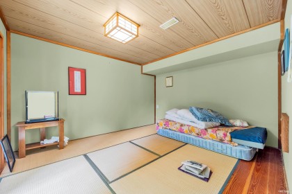 Photo 22 at 568 St. Giles Road, Glenmore, West Vancouver