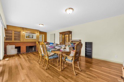 Photo 4 at 568 St. Giles Road, Glenmore, West Vancouver