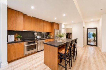 Photo 7 at 915 - 1333 W Georgia Street, Coal Harbour, Vancouver West