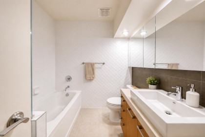 Photo 9 at 915 - 1333 W Georgia Street, Coal Harbour, Vancouver West