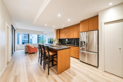 Photo 4 at 915 - 1333 W Georgia Street, Coal Harbour, Vancouver West