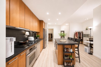 Photo 8 at 915 - 1333 W Georgia Street, Coal Harbour, Vancouver West