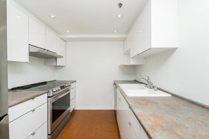 Photo 8 at 1304 - 283 Davie Street, Yaletown, Vancouver West