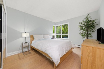 Photo 14 at 107 - 2455 York Avenue, Kitsilano, Vancouver West