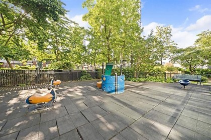 Photo 2 at 2403 - 928 Homer Street, Yaletown, Vancouver West