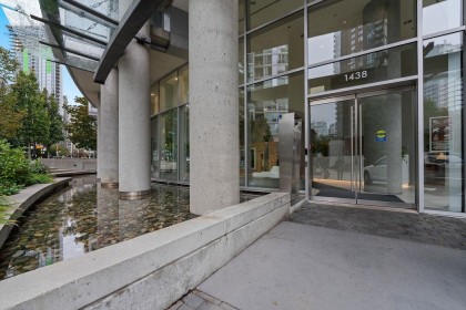 Photo 39 at 2206 - 1438 Richards Street, Yaletown, Vancouver West