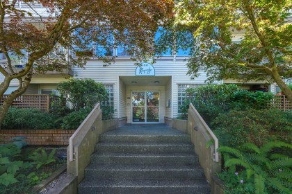 Photo 16 at 212 - 910 W 8th Avenue, Fairview VW, Vancouver West