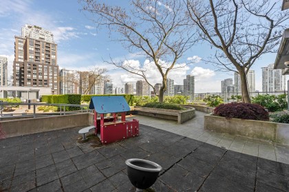 Photo 37 at 303 - 1133 Homer Street, Yaletown, Vancouver West