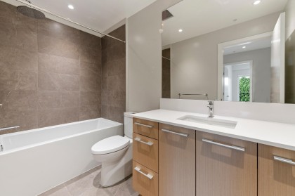 Photo 26 at 602 - 110 E 17th Street, Central Lonsdale, North Vancouver