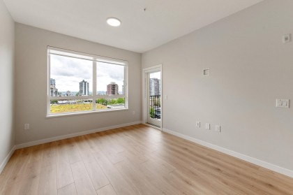 Photo 4 at 602 - 110 E 17th Street, Central Lonsdale, North Vancouver